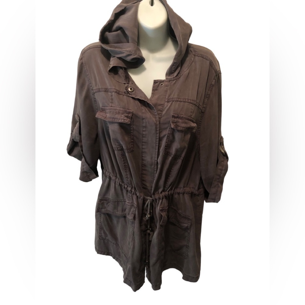Torrid Gray Brushed Jacket W/Hoodie Sz. 1/14-16 Pockets Snap Up Cinched Waist